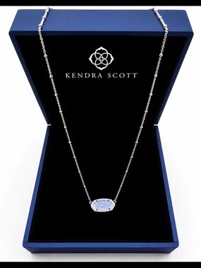 Kendra Scott Elisa Silver Satellite Pendant Necklace in Iridescent Drusy